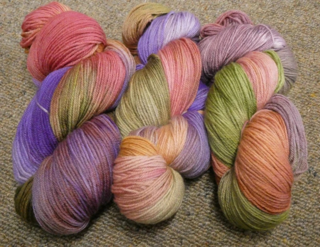 Hand Dyed Merino Wool #22