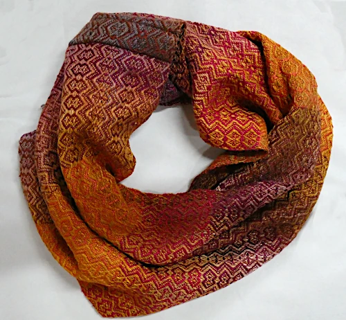 Crimson Gold Cowl - Image 3