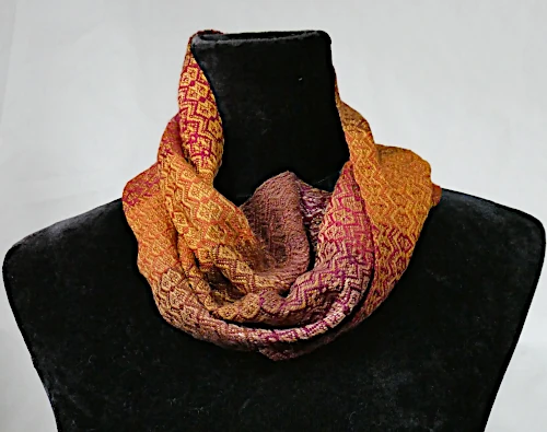 Crimson Gold Cowl - Image 2