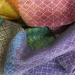 Kaleido Jewel Cowl