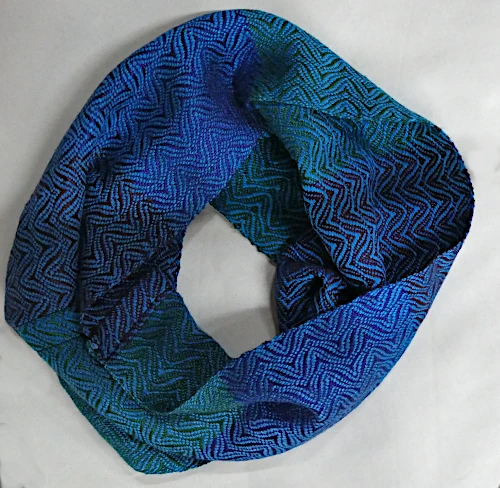 Peacock Cowl - Image 3